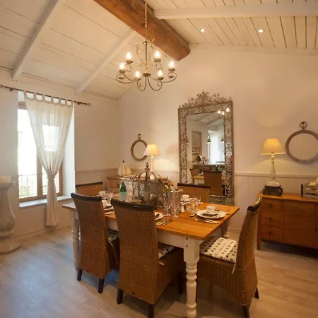 Villa Le Grenier By Vintage Travel