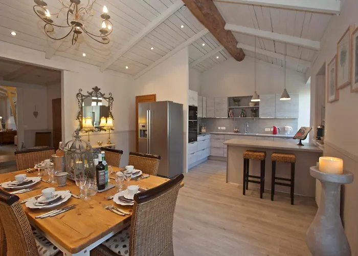 Willa Le Grenier By Vintage Travel *