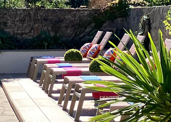 Le Grenier By Vintage Travel *